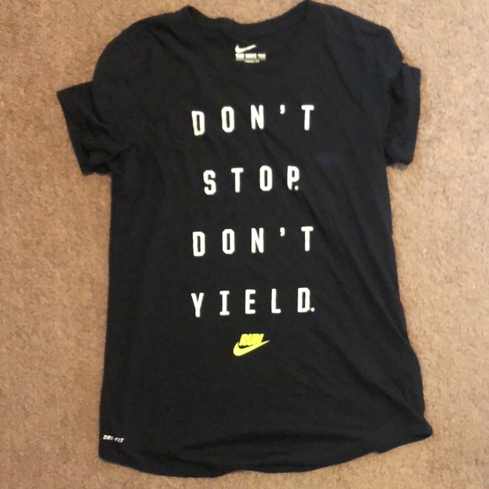 THE NIKE TEE